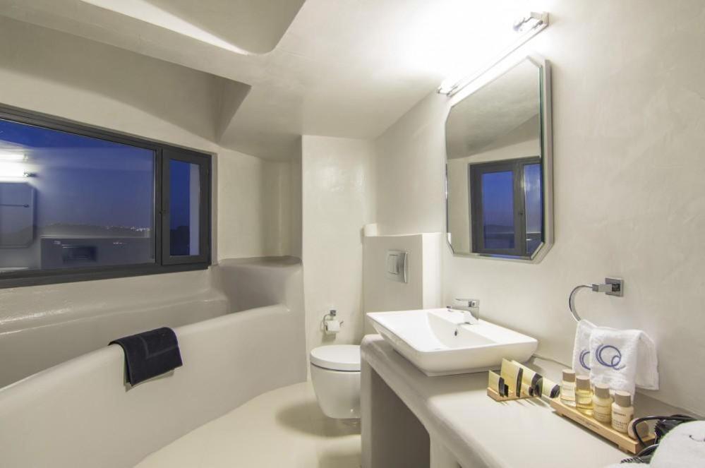 Hotel Grand Ambassador Santorini (adults Only) 5*