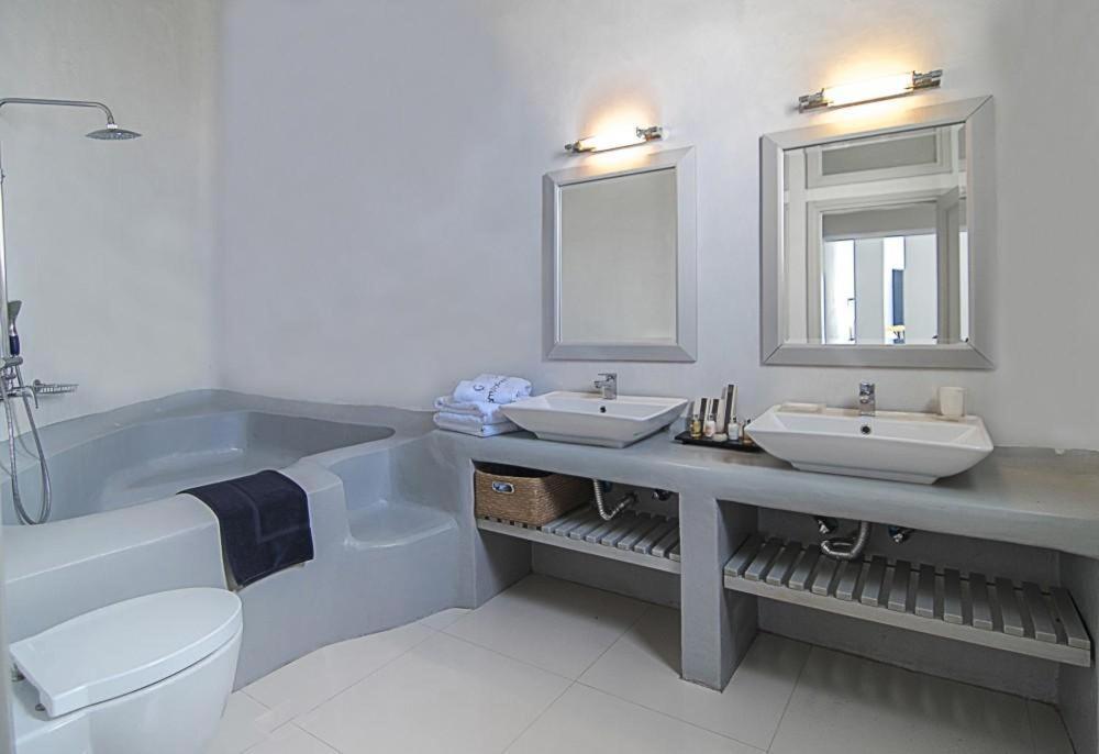 Hotel Grand Ambassador Santorini (adults Only) 5*