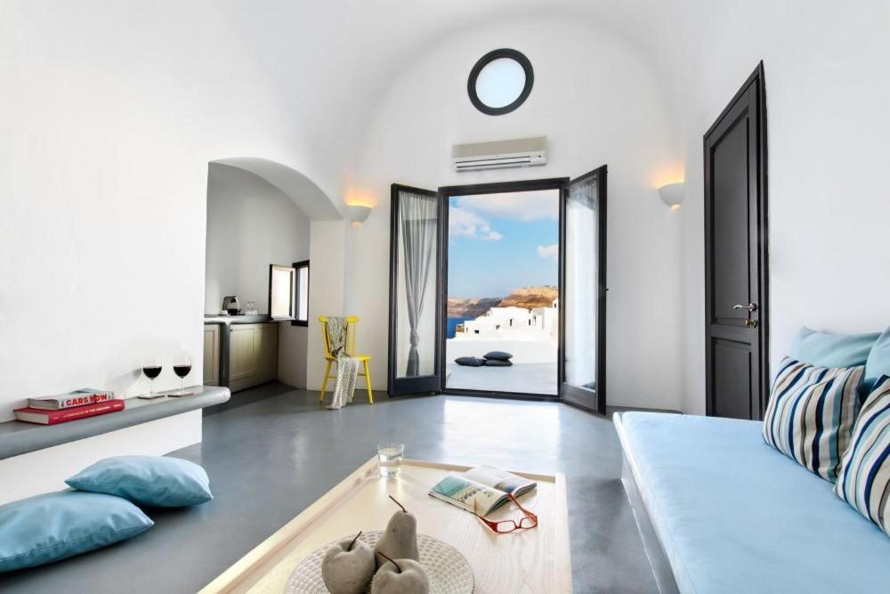 Grand Ambassador Santorini (adults Only) Hotel Akrotírion