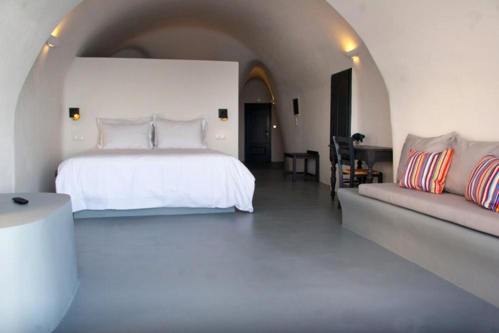 Grand Ambassador Santorini (adults Only) Hotel 5*
