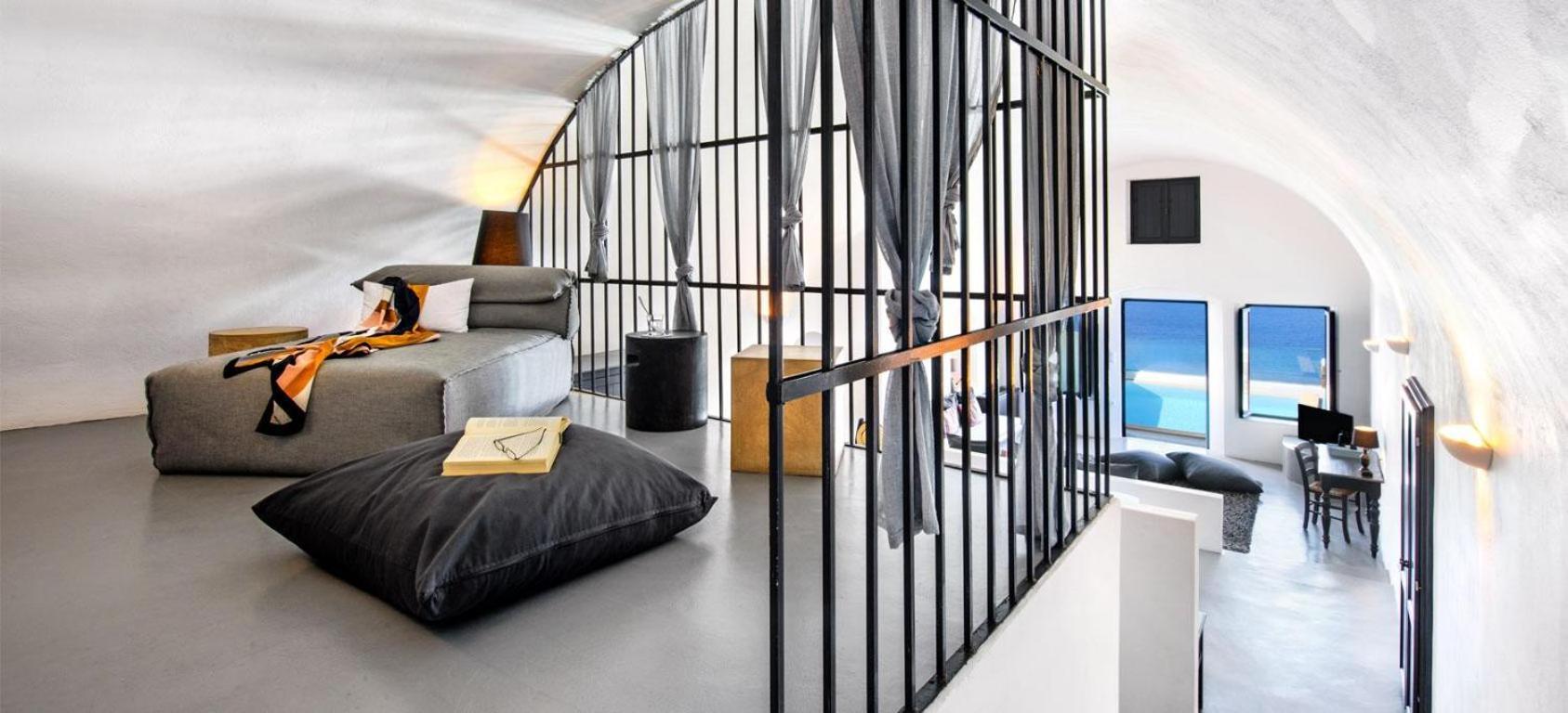 Grand Ambassador Santorini (adults Only) Hotel