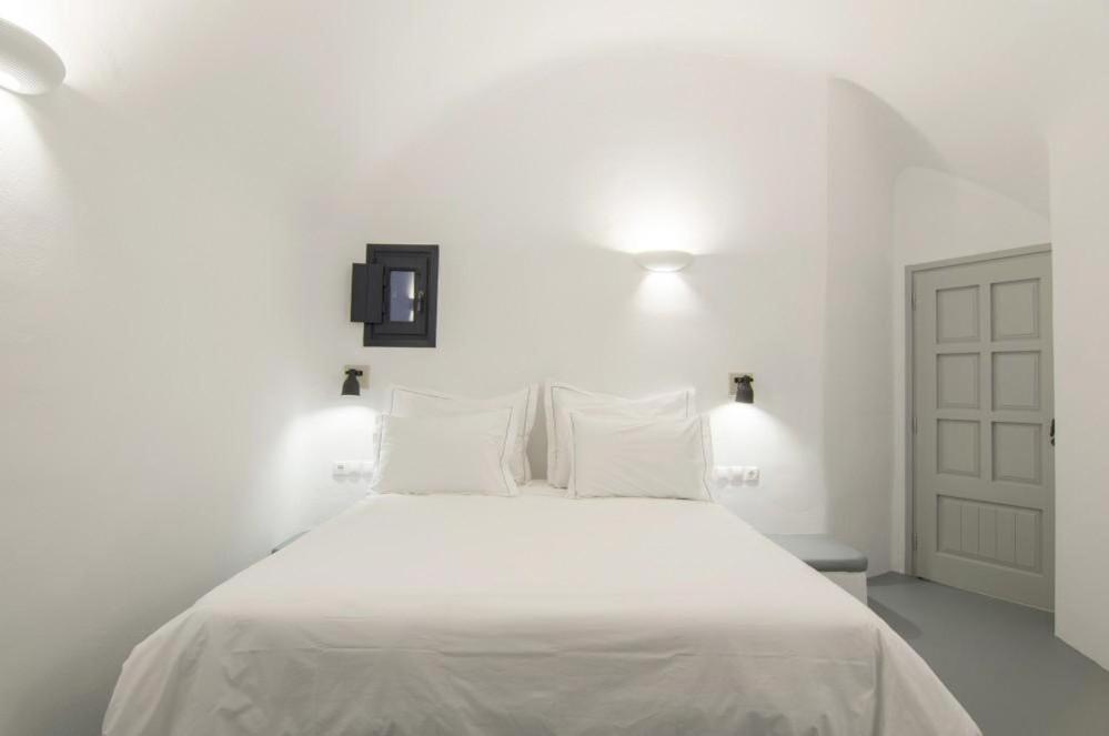 Grand Ambassador Santorini (adults Only) Hotel Akrotírion